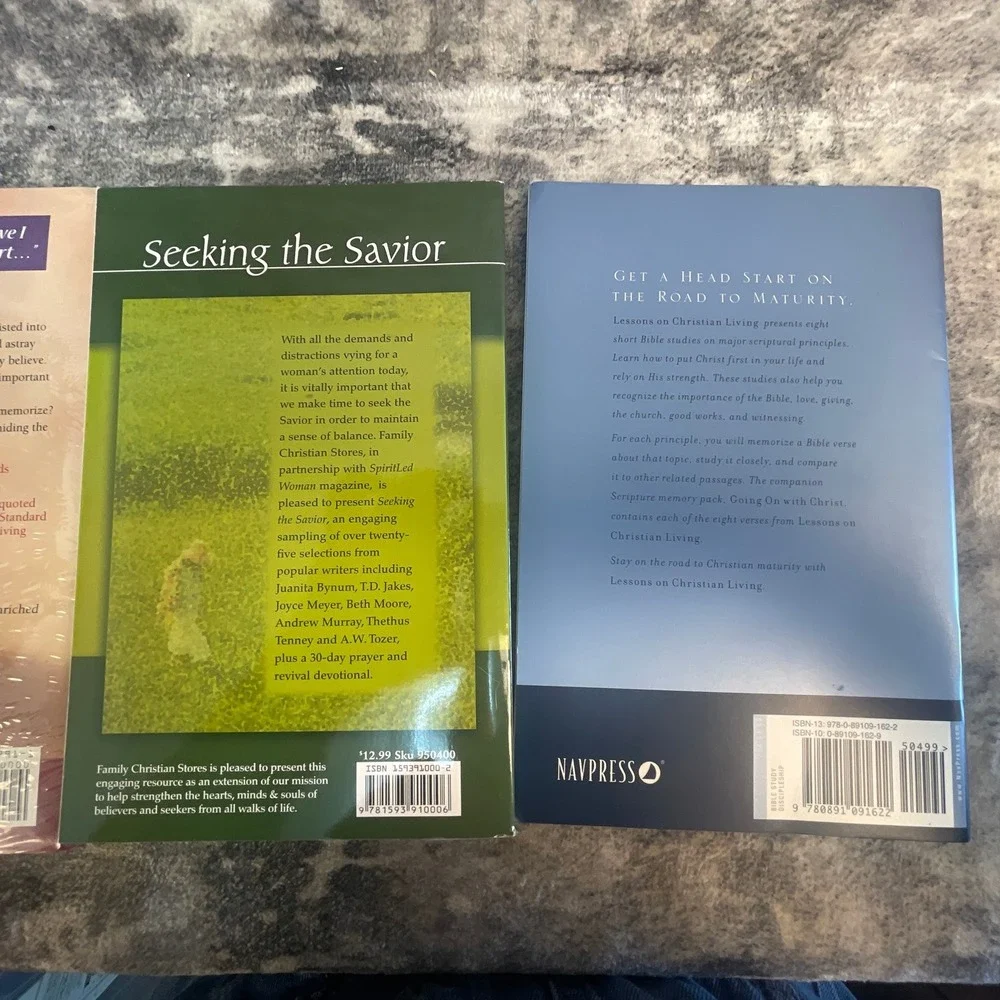 Christian Book Lot Memorize God's Word Seeking the Savior Christian Living 3pk
